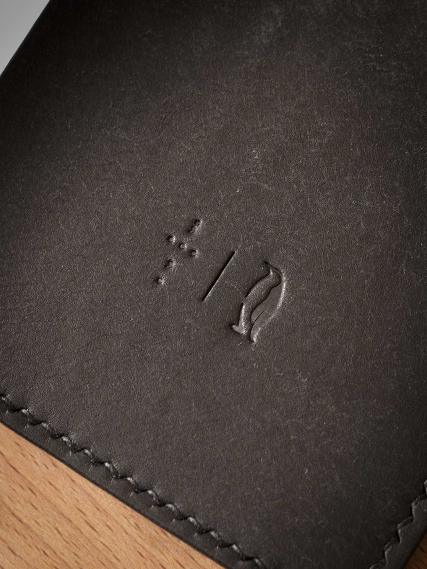 — Carnet en cuir [Atelier du manchot x Lucas Clavel]